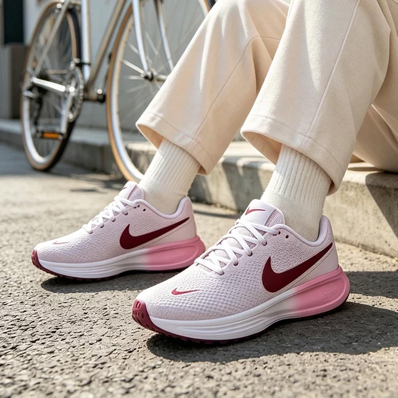 حذاء رياضي نسائي أصلي من نايكي - مراجعة Women Shoes Running Nike وسعره