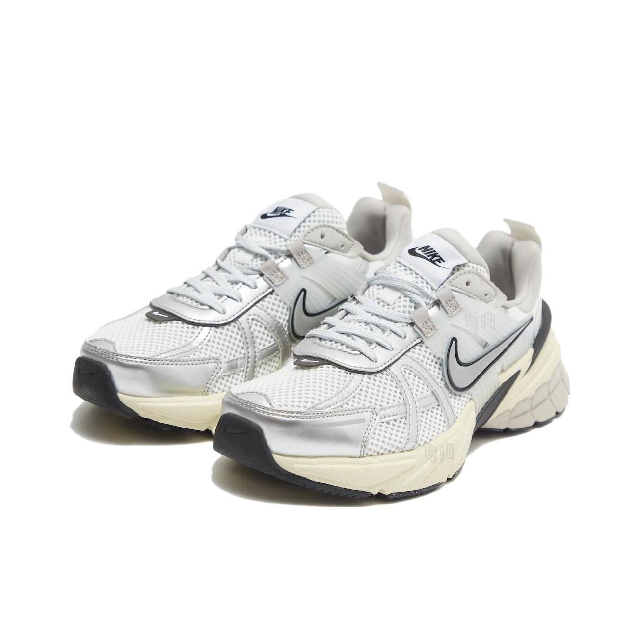 حذاء نايك V2K Run أنيق بألوان  - مراجعة Women Shoes Running Nike وسعره